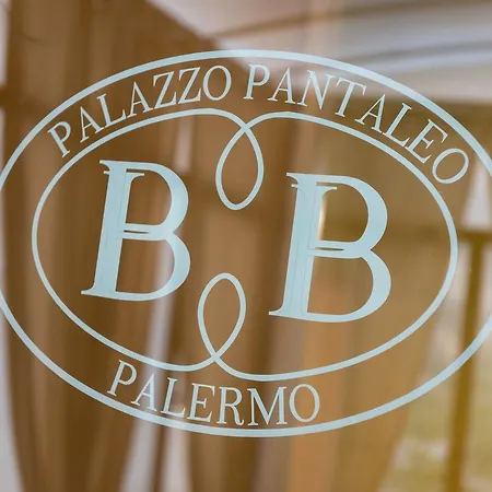 Palazzo Pantaleo 게스트하우스