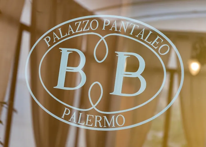 Palazzo Pantaleo Pensión