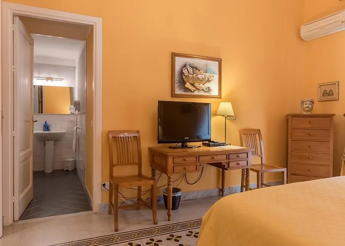 Palazzo Pantaleo Pensión 3*